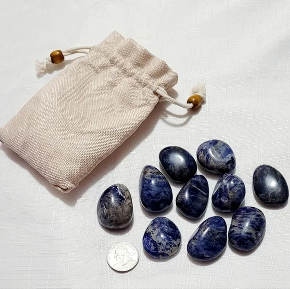 Sodalite Worry Free Stone, Blue Sodalite Pocket, Energy Healing Metaphysical - Picture 2 of 5